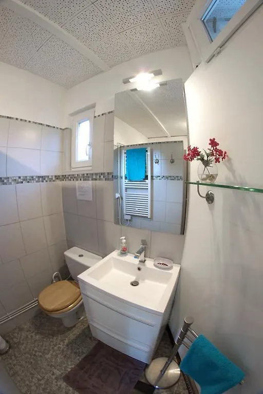 La Maison D'Adam Lille Bed & Breakfast